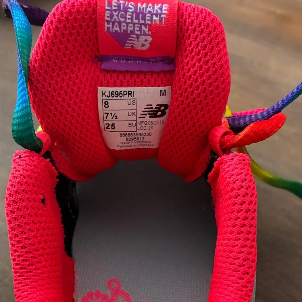 New Balance Kids' Sneakers with Rainbow Laces - Picture 4 of 6